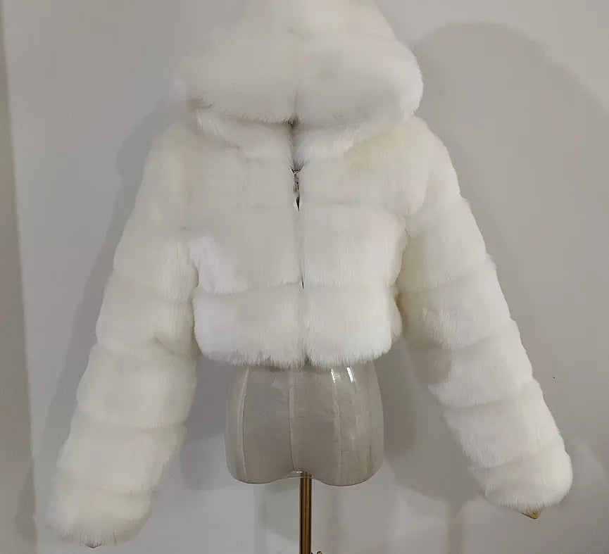 Hot Selling Women Winter Windproof Warm Plus Size Faux Fur Long Sleeve Jacket Parka Coats With Hood