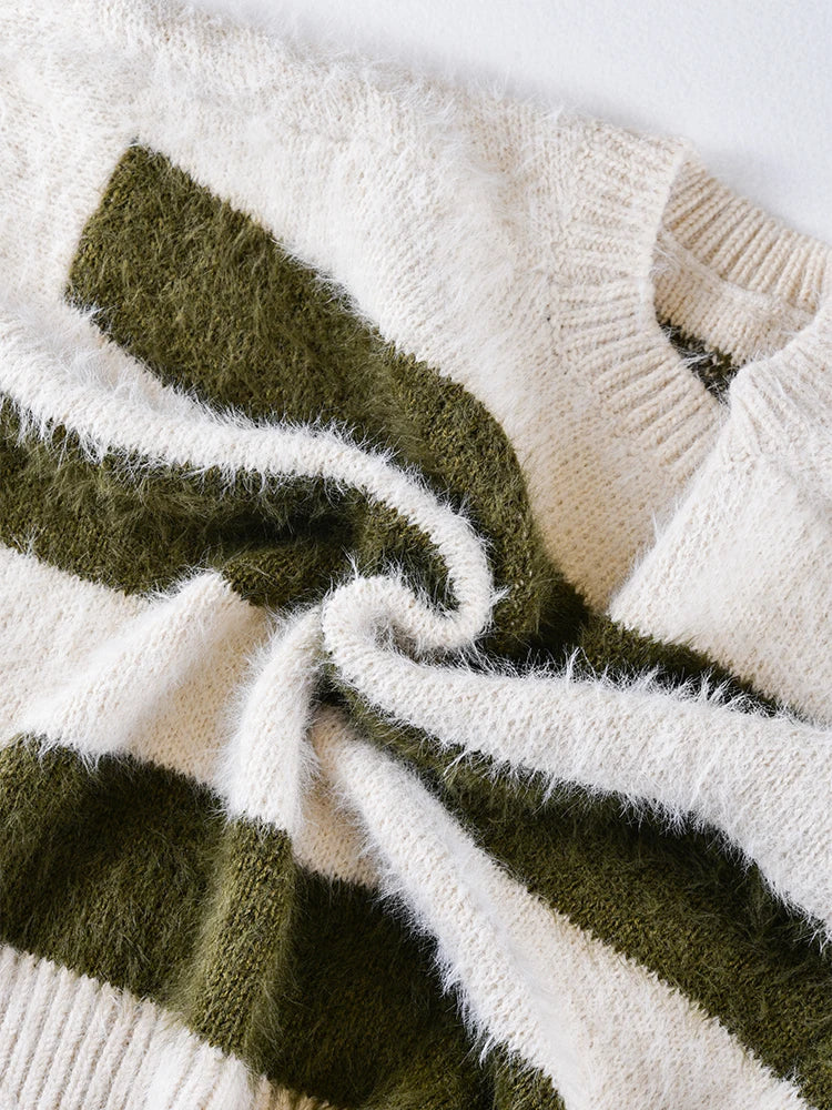 Women's Long-Sleeved Round-Neck Striped Fuzzy Knitted Shirt Trendy Slouchy Style for Autumn And Winter